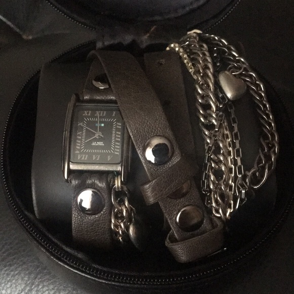 La Mer grey leather wrap watch Valentine’s edition - Picture 1 of 16